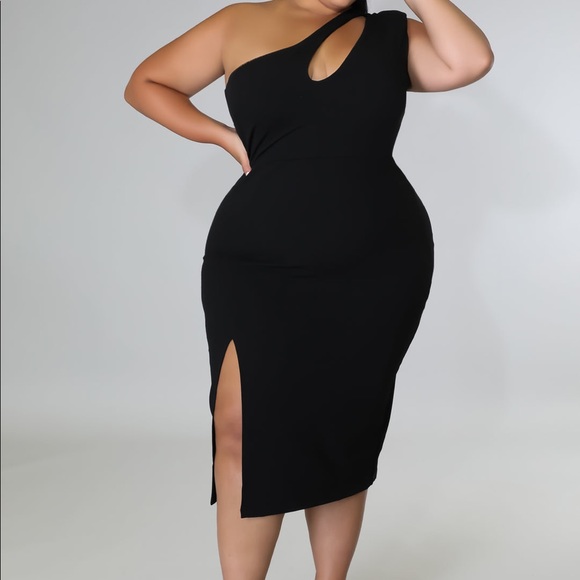 His favorite Dress - Picture 2 of 5